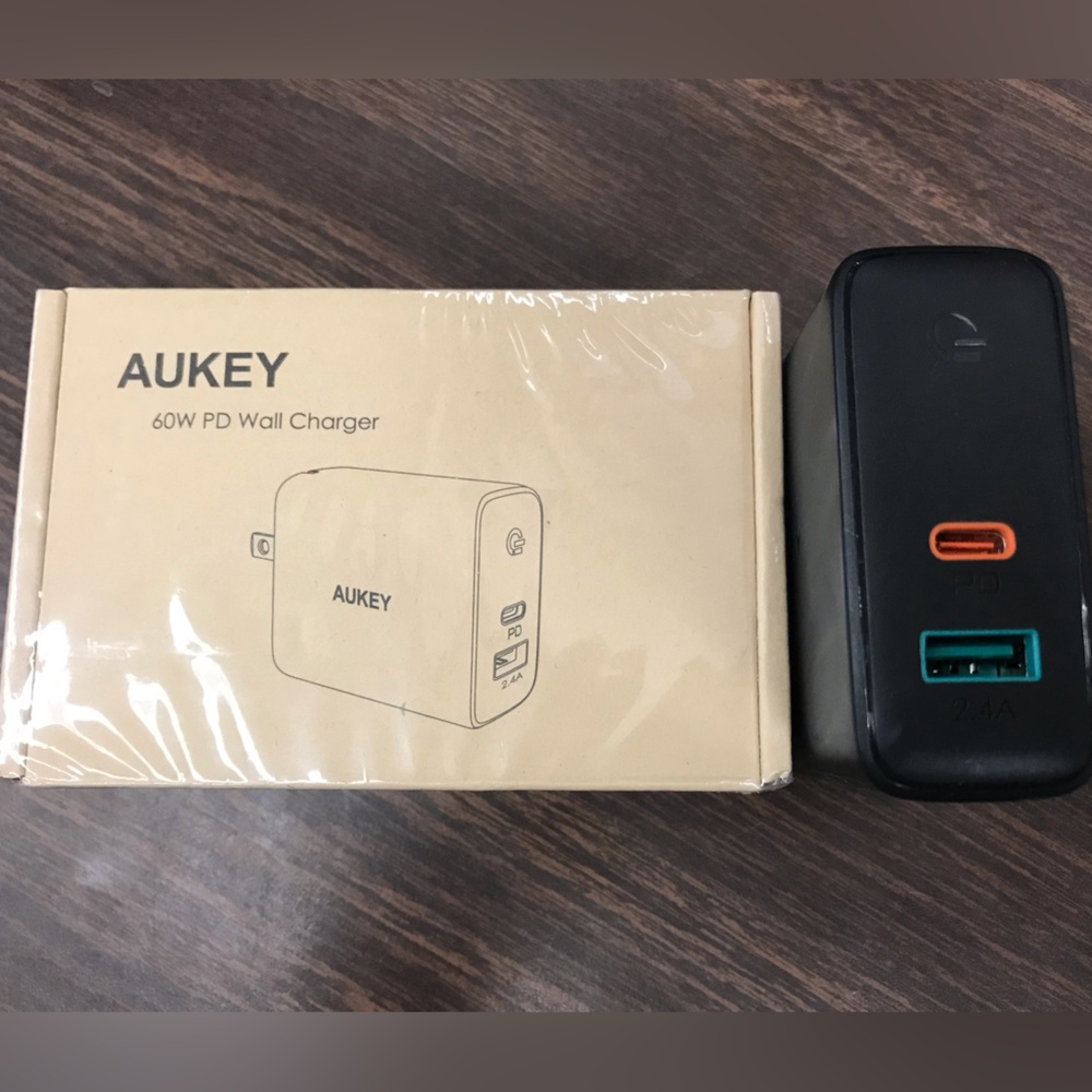 Aukey 60W USB-C PDWall Charger